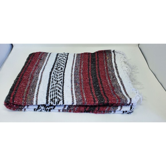 Burgundy color mexican blanket warm and thick falsa blanket beach blanket - Picture 4 of 4